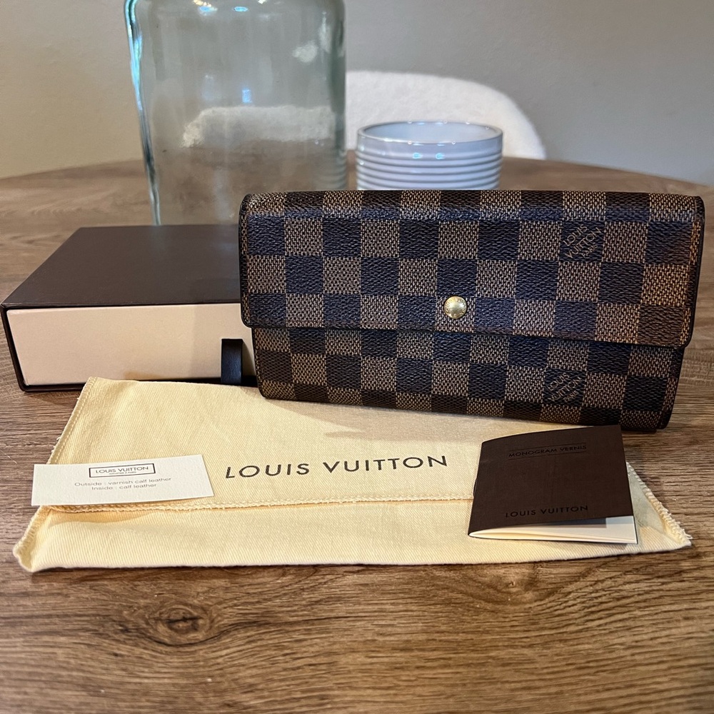 Louis Vuitton Ebene Sarah Wallet full inclusion